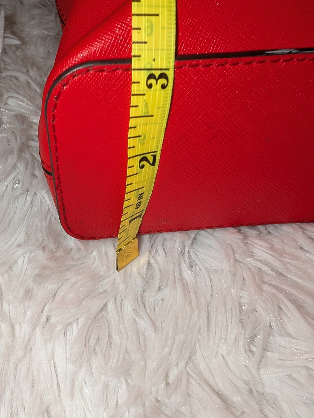 Henri Bendel West 57th Saffiano Leather Briefcase Laptop Bag Red VGC - Picture 10 of 16
